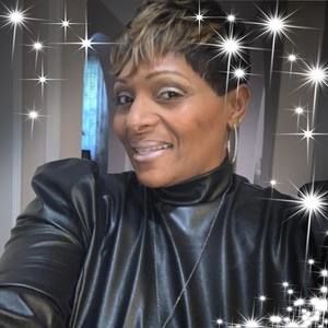 Meet your Posher, Phyllis